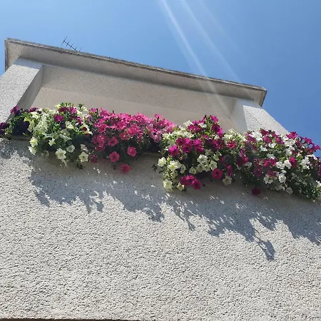 Kero New Value 2023 Fully Ac Apartman Poreč